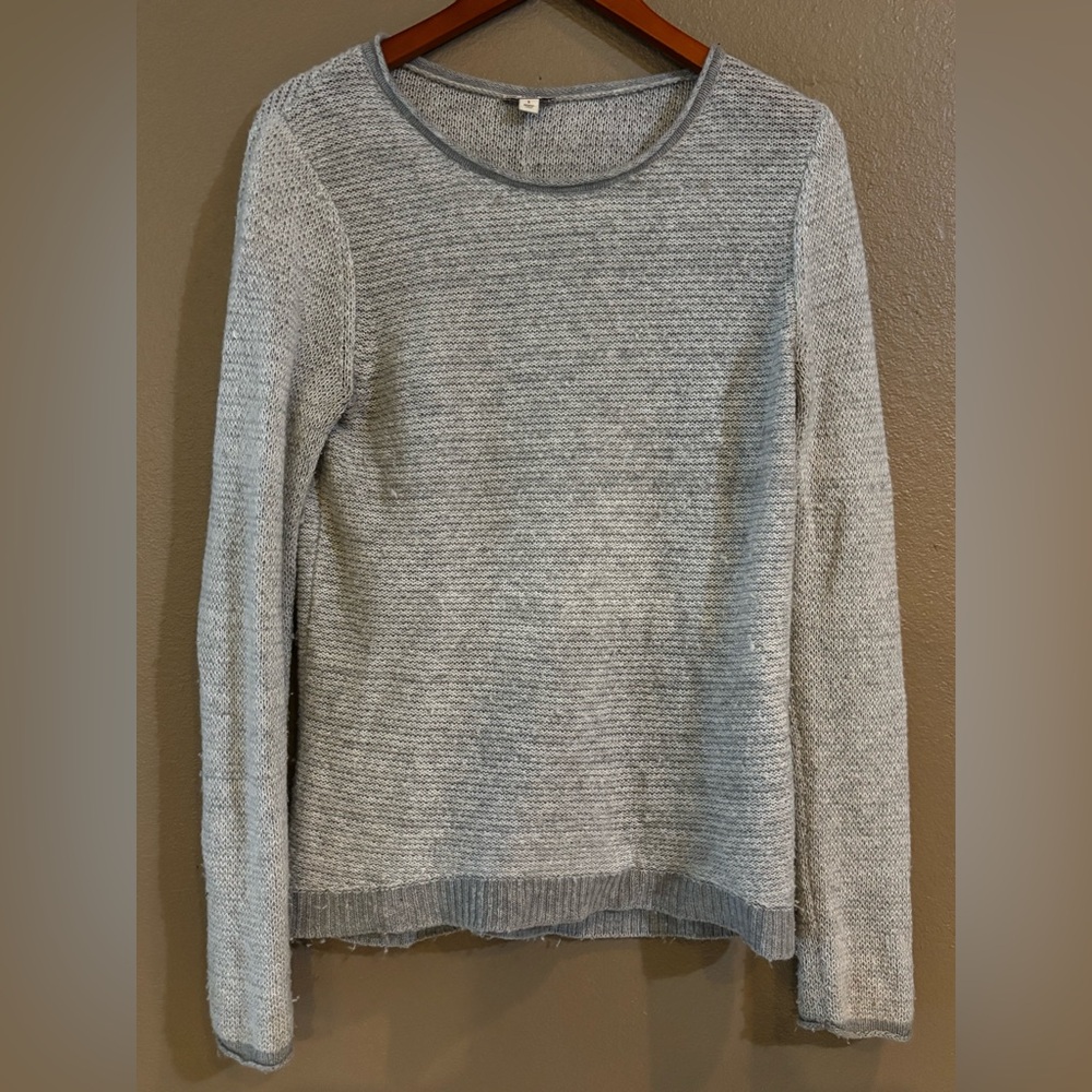 Gap Light Gray Crew Neck Sweater Women’s Size Small